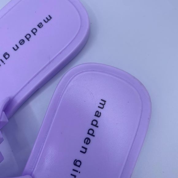 Madden Girl All Over Purple Studded Lagunna Slip On Woman’s Flat Sandals NWOT 8 - Picture 11 of 13